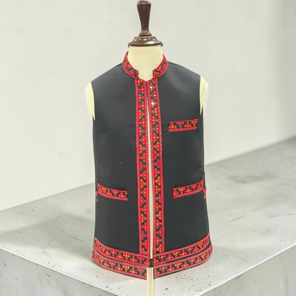 Traditional balochi waistcoat - Al amin coat and waistcoat mehal